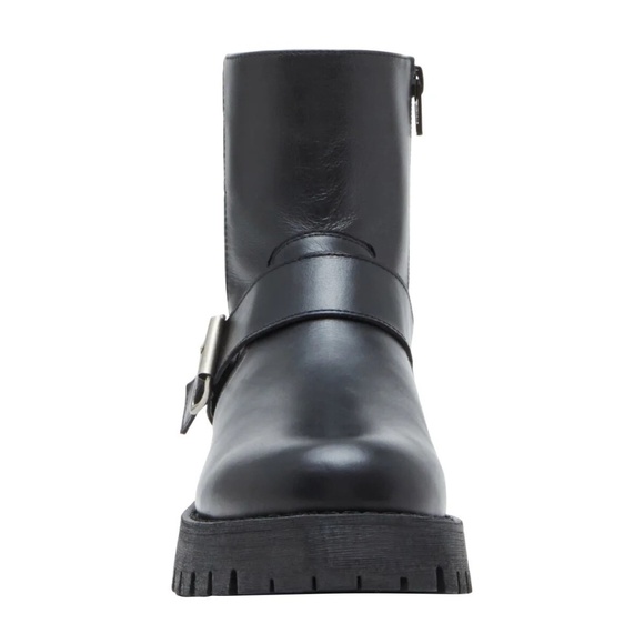 New Steve Madden Ankle Boot Crusader Black Leather Lugged Sole Bootie Buckle - Picture 6 of 7